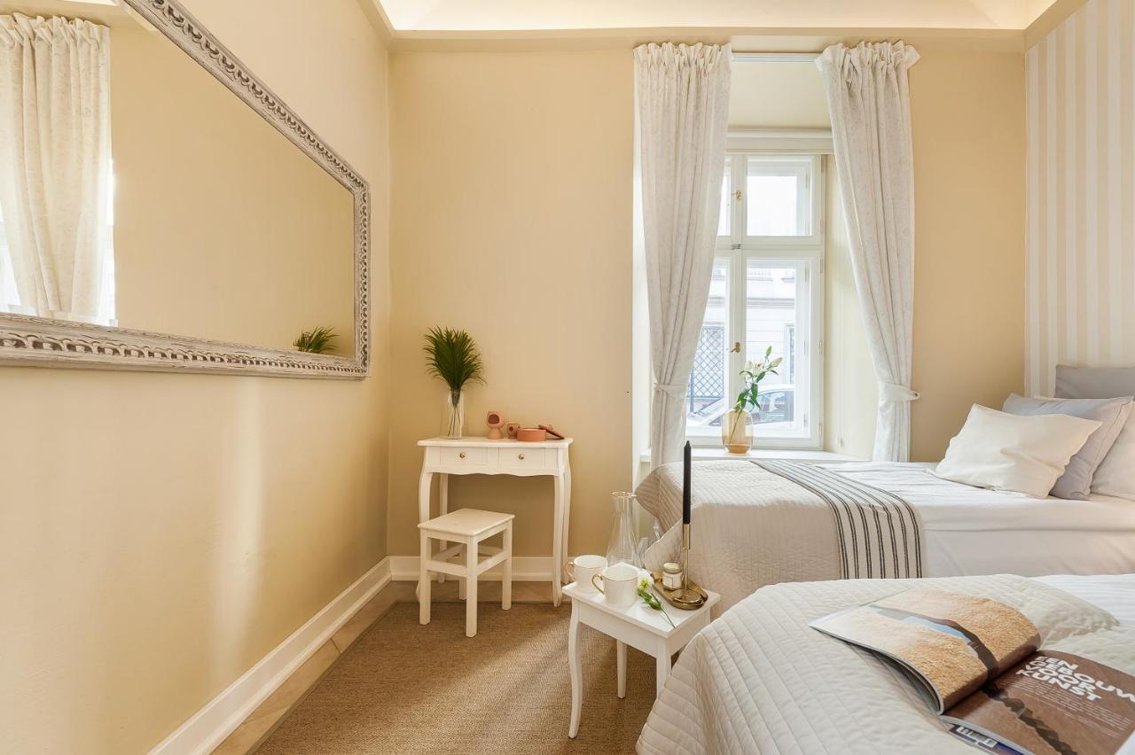 Roma Apartment - Loftaffair Краків Екстер'єр фото