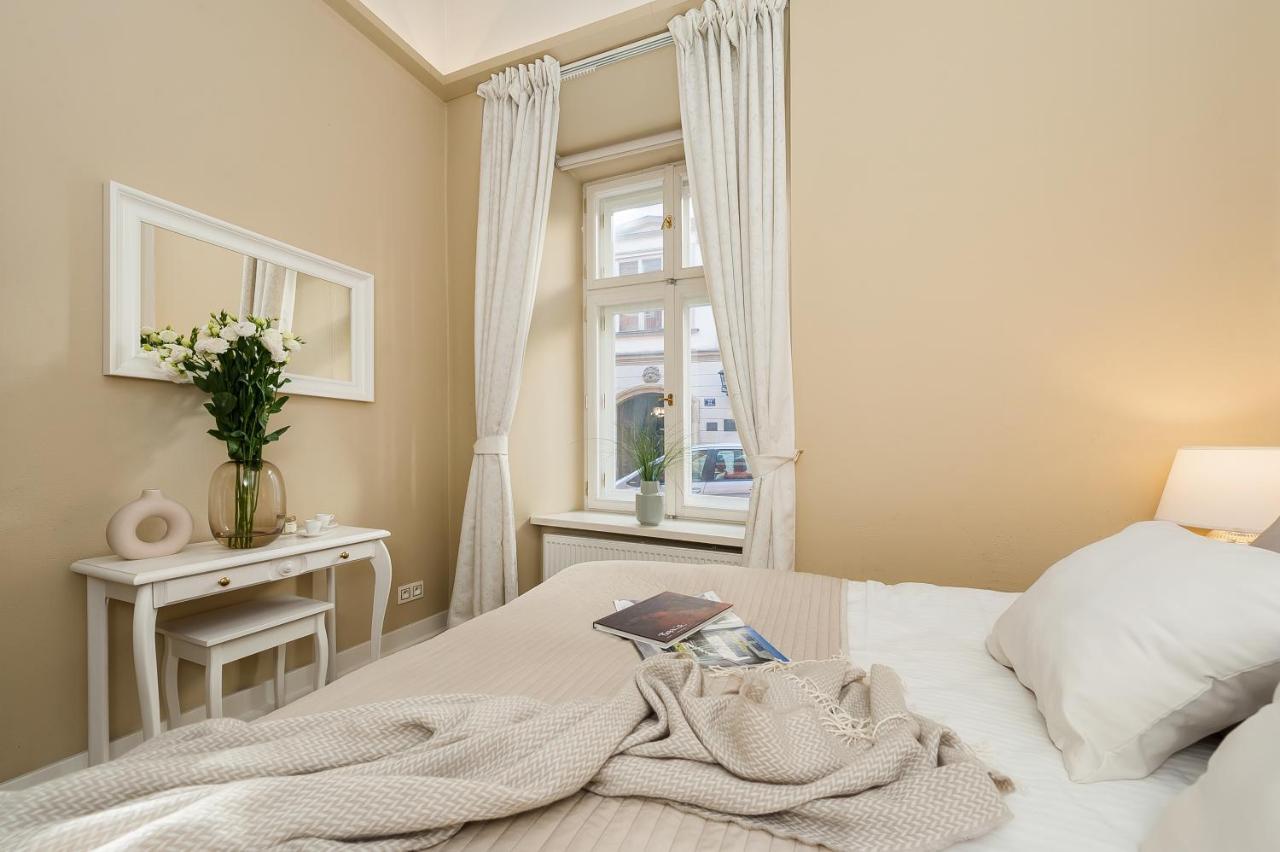Roma Apartment - Loftaffair Краків Екстер'єр фото